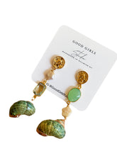 Load image into Gallery viewer, Ariel Shell Earrings