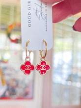Load image into Gallery viewer, Dainty Clover Hoop Earring
