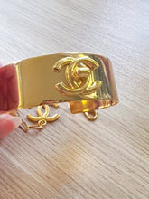 Load image into Gallery viewer, Designer Gold Cuff Bracelet
